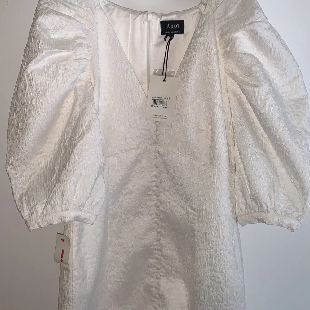 Bardot | Marnie Mini Dress Puff Sleeve in Ivory Size M - Picture 11 of 14